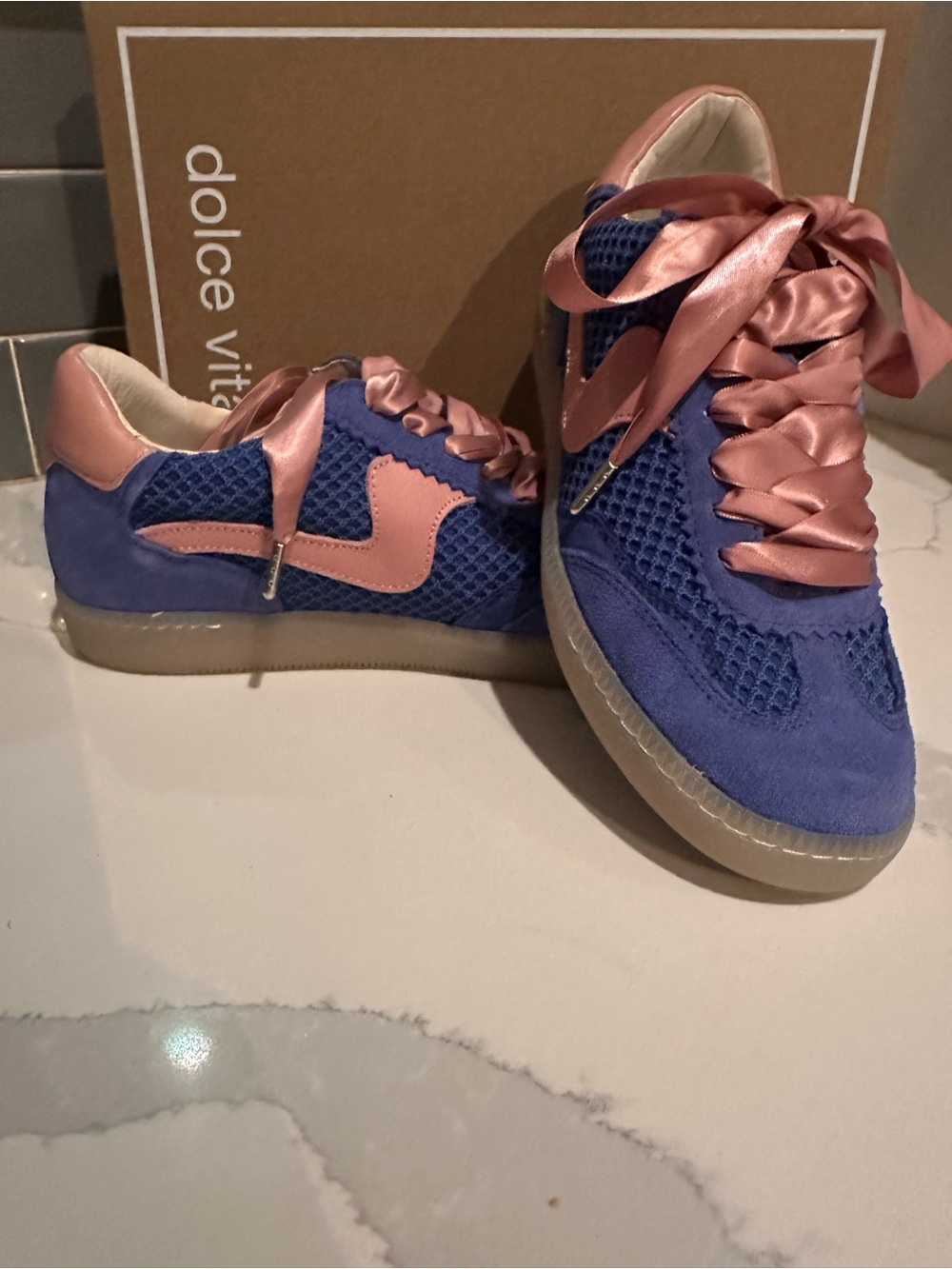 Dolce Vita Notice Mesh Women's Blue Sneakers with Pink Satin Accents size 7.5